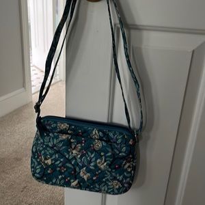 New never used Vera Bradley crossbody purse